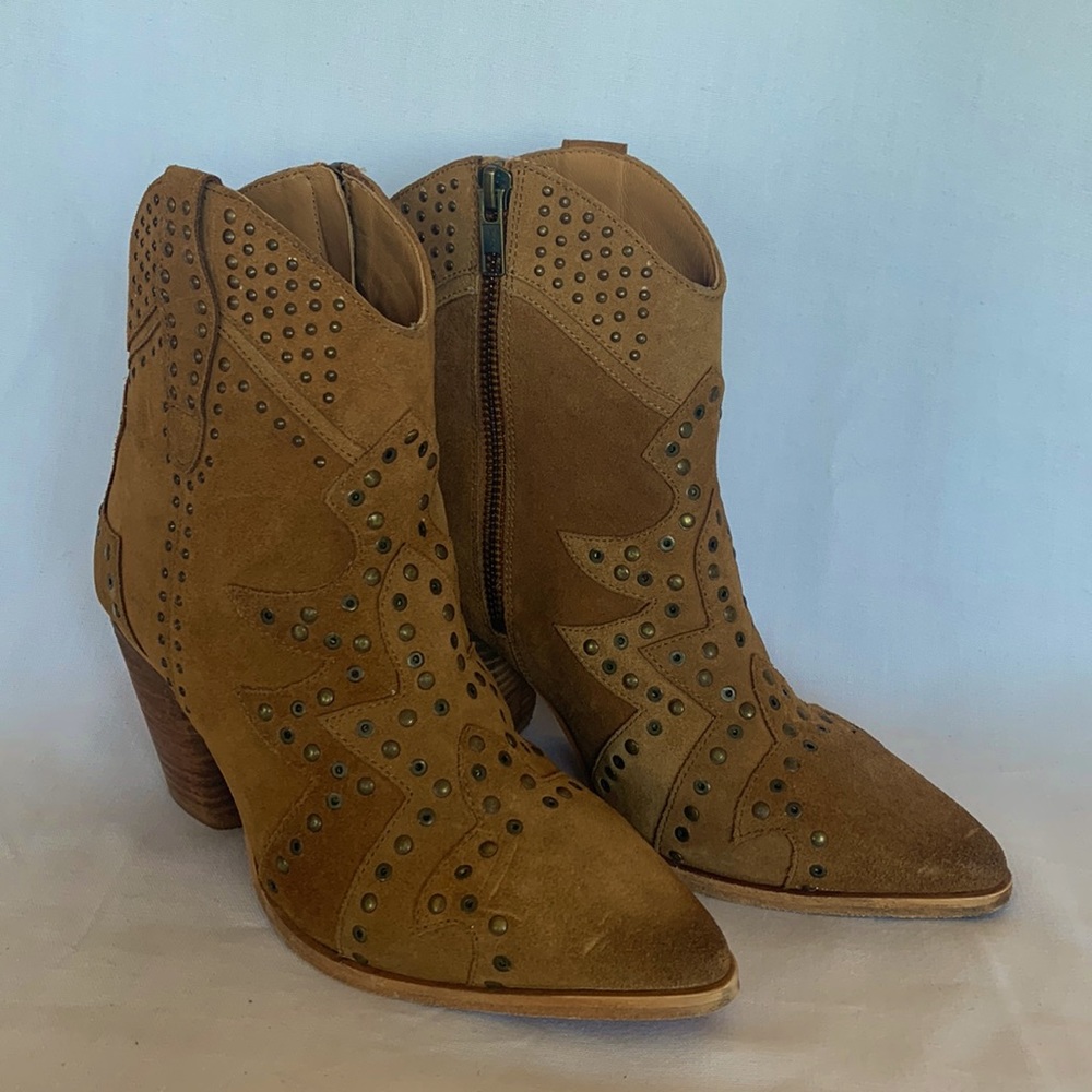 NWOT Idyllwind Fashion Booties